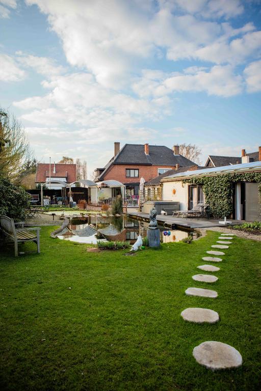 B&B 'T Solveldje Bilzen Esterno foto